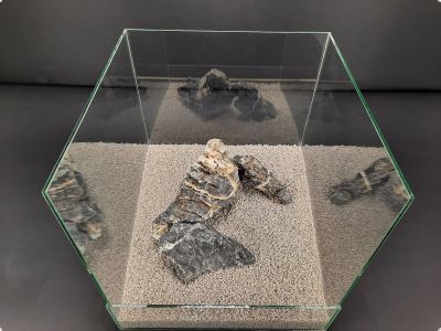 /images/product_images/info_images/kompozicija-iz-kamnja---hardskejp-yama-stone-a002chern_3.jpg